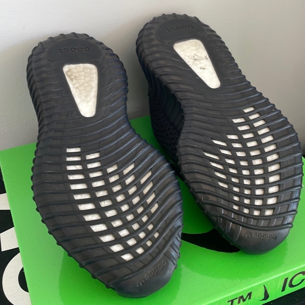 SOLD 🚫 Yeezy Boost 350 V2 Non Reflective Sneakers - Picture 11 of 15